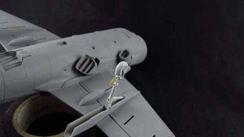 Metallic Details 1/48 Harrier GR7/GR9 Swiveling nozzles and outriggers Set