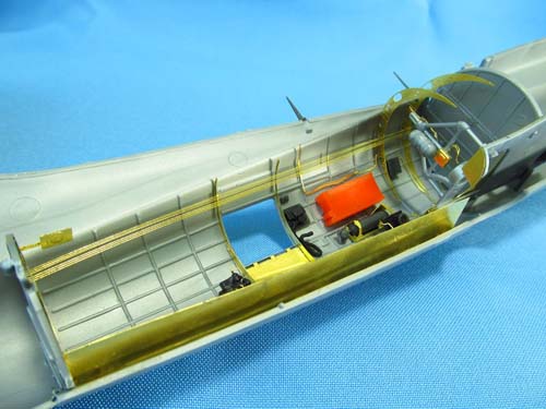 Metallic Details 1/48 B-17 Waist Gunners Cabin (REV)